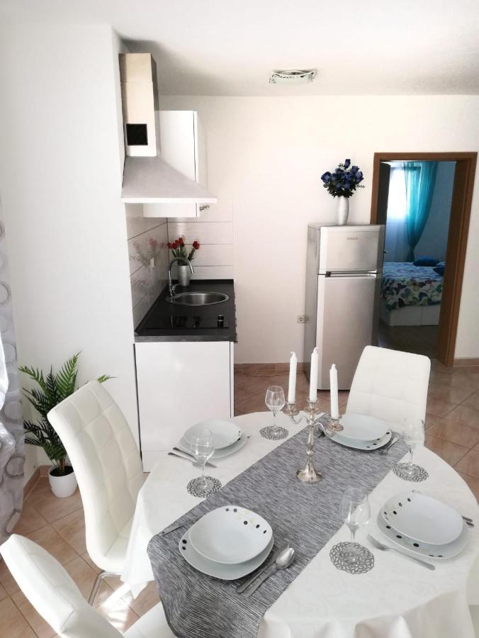 Apartment Toni With Private Parking Задар Экстерьер фото